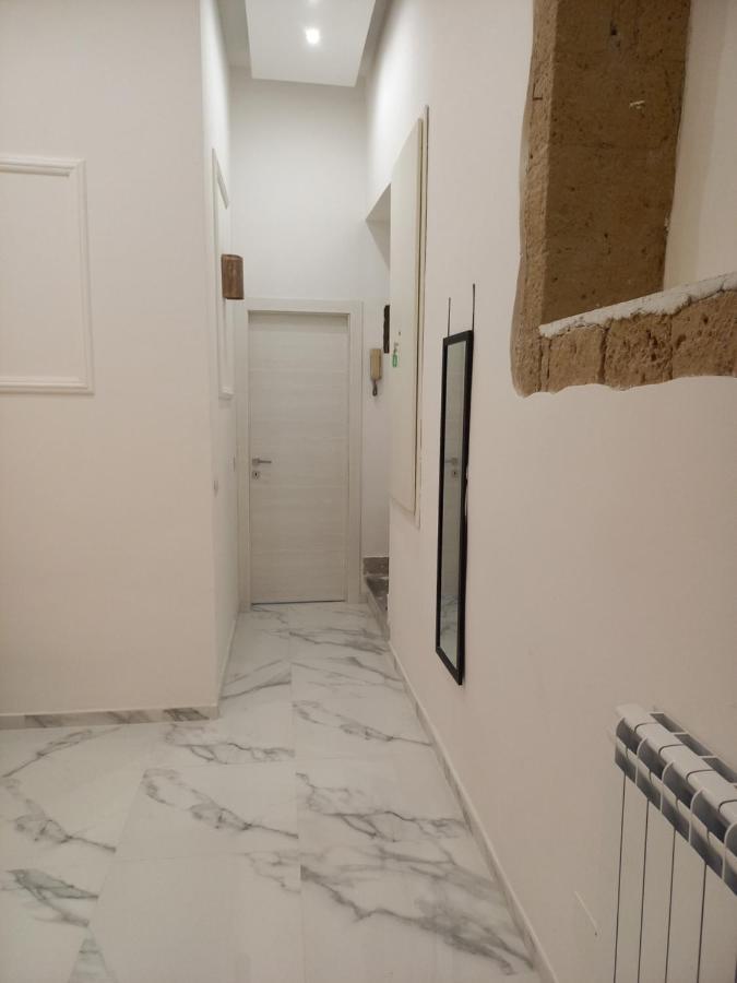 Luisa'S Apartment Наполи Екстериор снимка